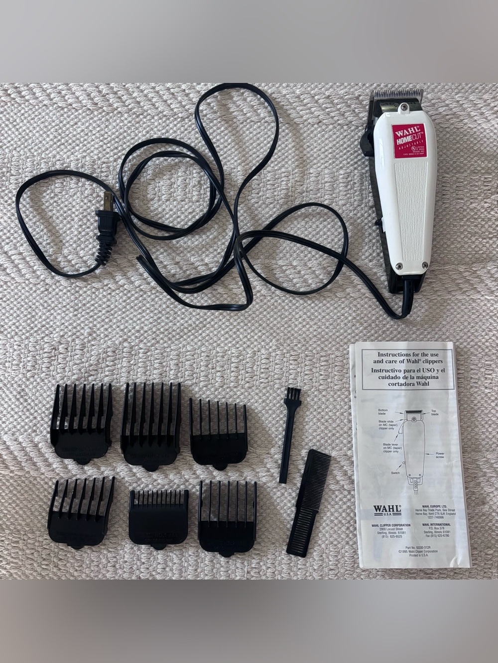 Vintage WAHL® HOMECUT® ADJUSTABLE 305G MODEL MC 120V 60HZ 0.32 AMP Hair Clipper
